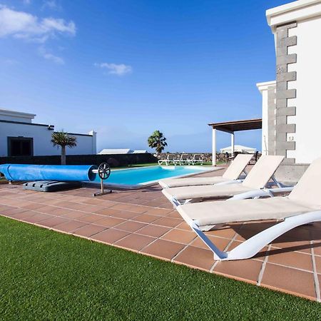 Villa Esterlicia Playa Blanca  Extérieur photo