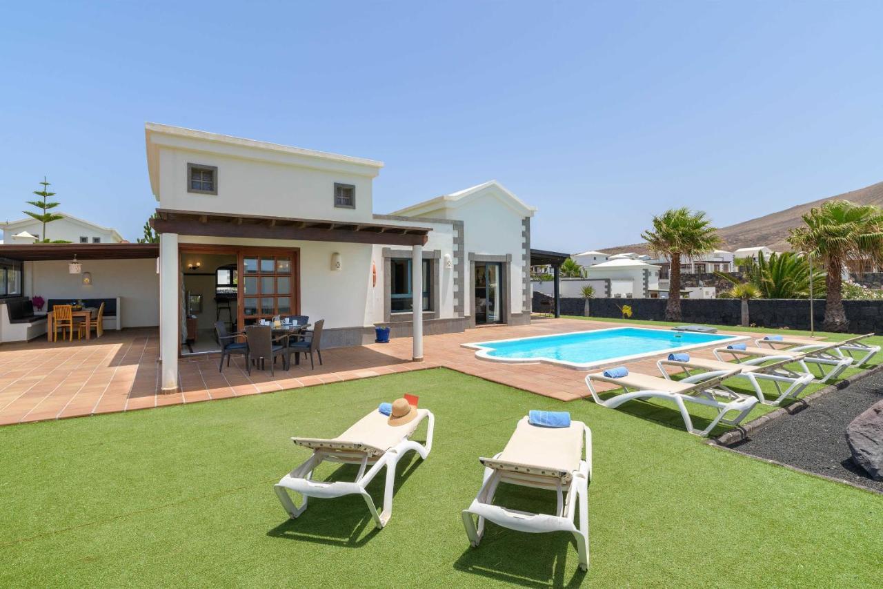 Villa Esterlicia Playa Blanca  Extérieur photo