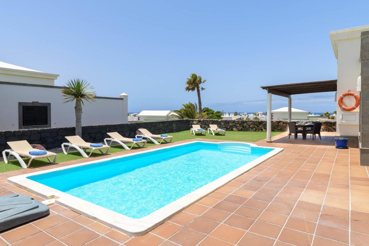 Villa Esterlicia Playa Blanca  Extérieur photo