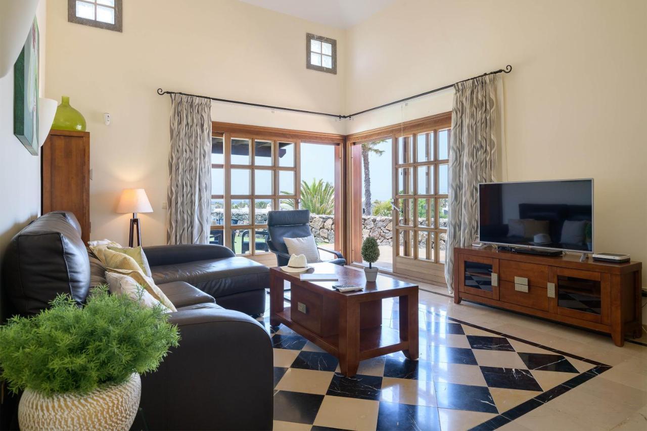 Villa Esterlicia Playa Blanca  Extérieur photo