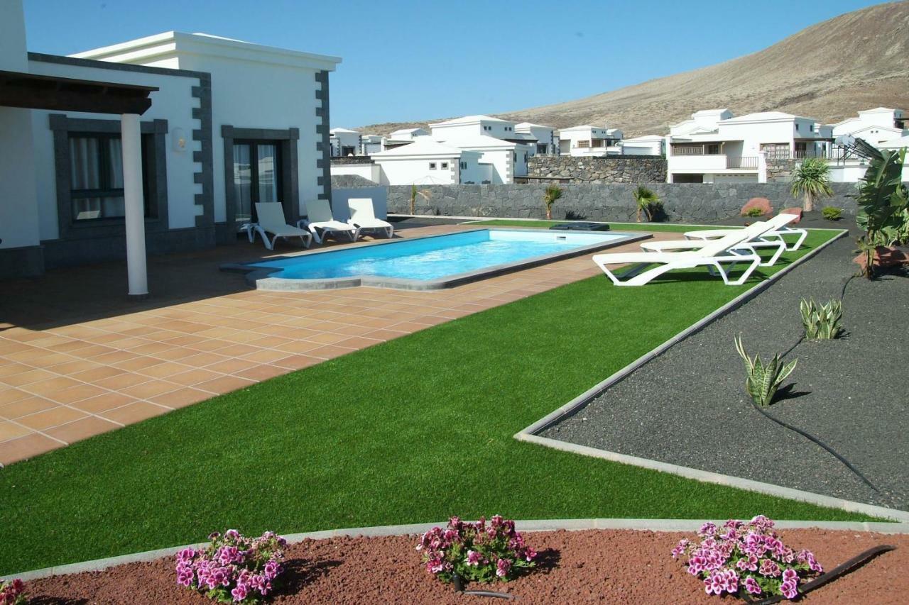 Villa Esterlicia Playa Blanca  Extérieur photo